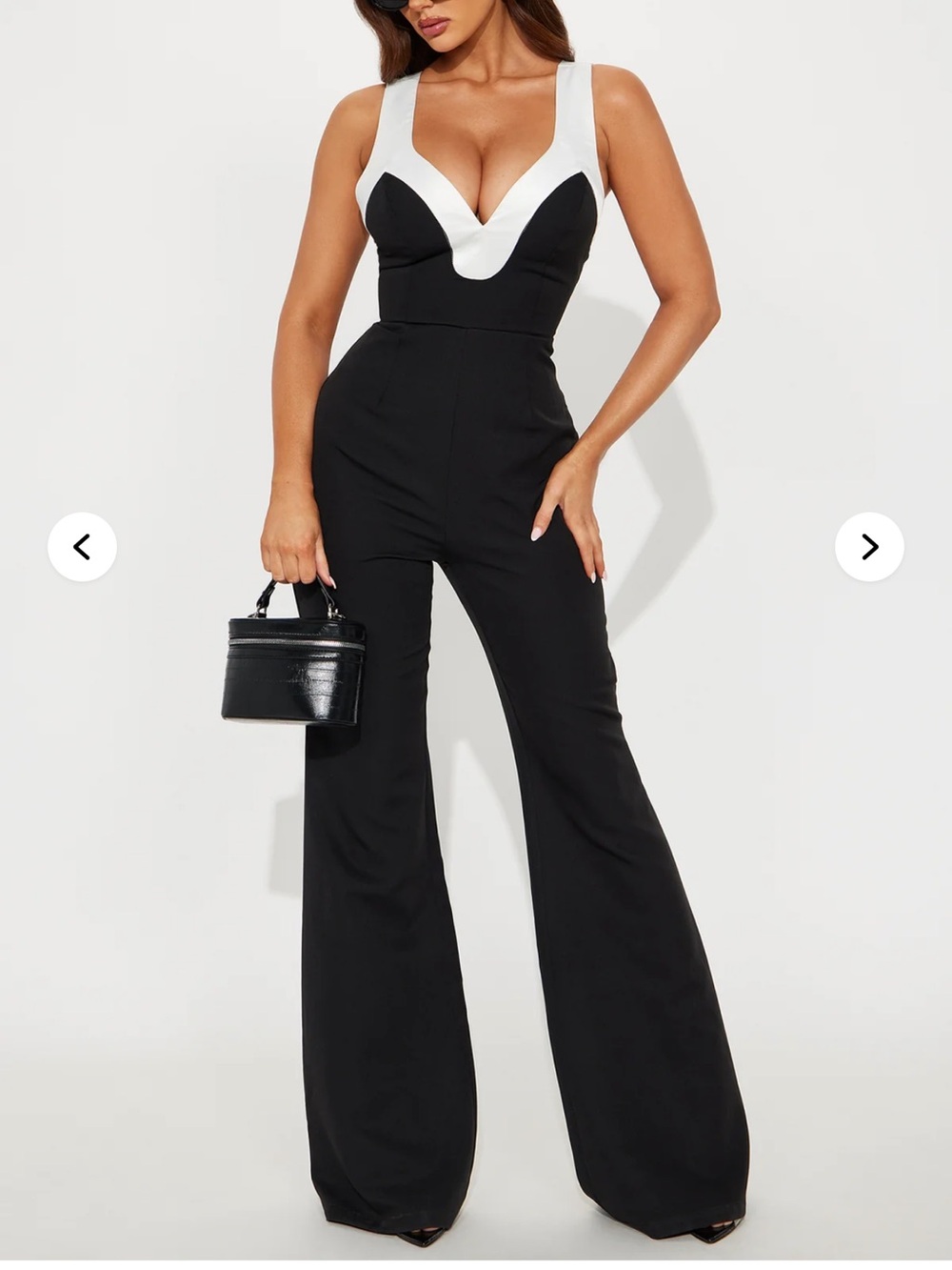 Fashion Nova Black & White Wide-Leg V-Neck Jumpsuit